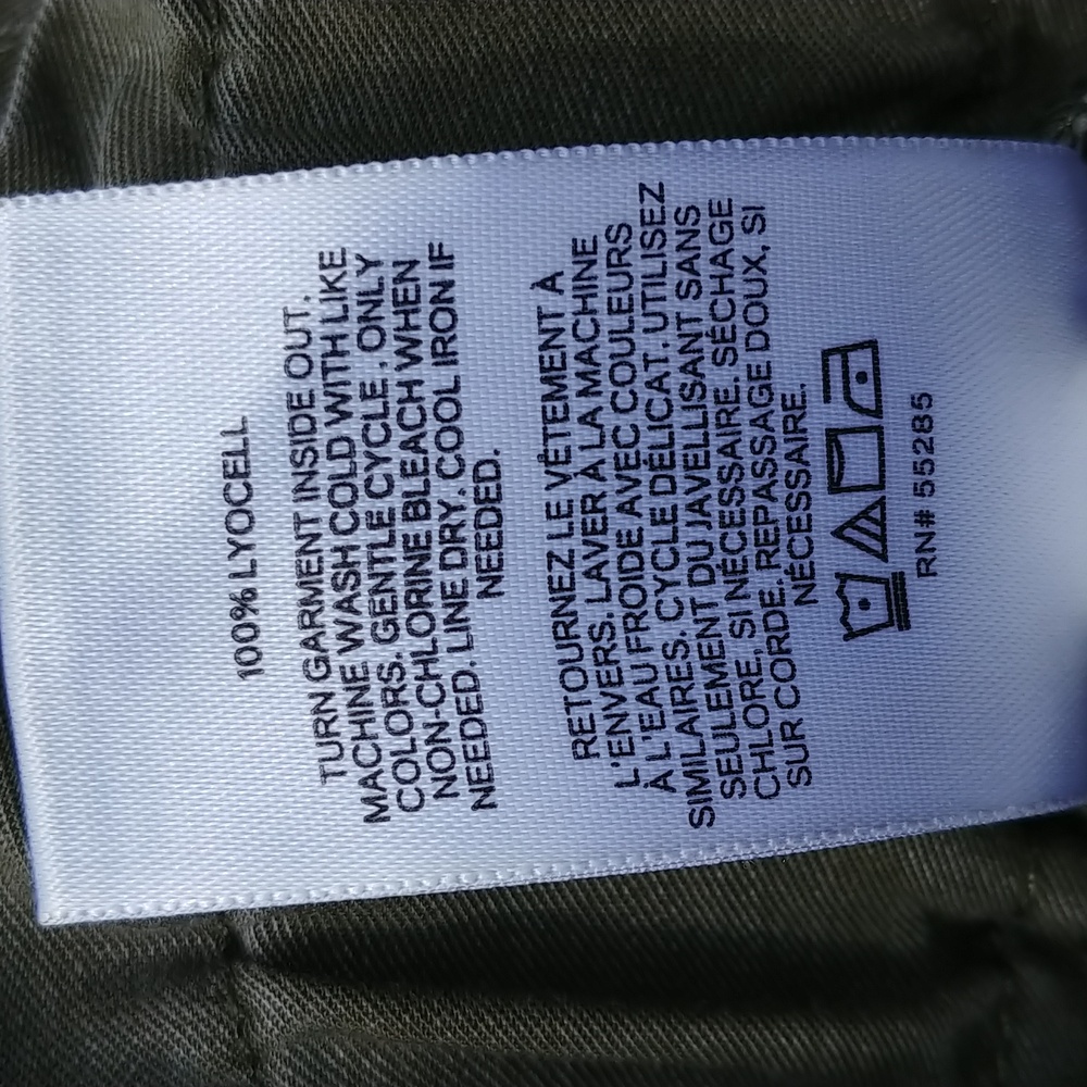 EXPRESS Front-Snap Skirt - Picture 11 of 13